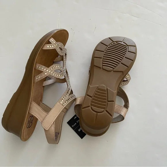 Daisy Fuentes Tan Rhinestone Crystal Embellished Strappy Wedge Sandals - Picture 7 of 10